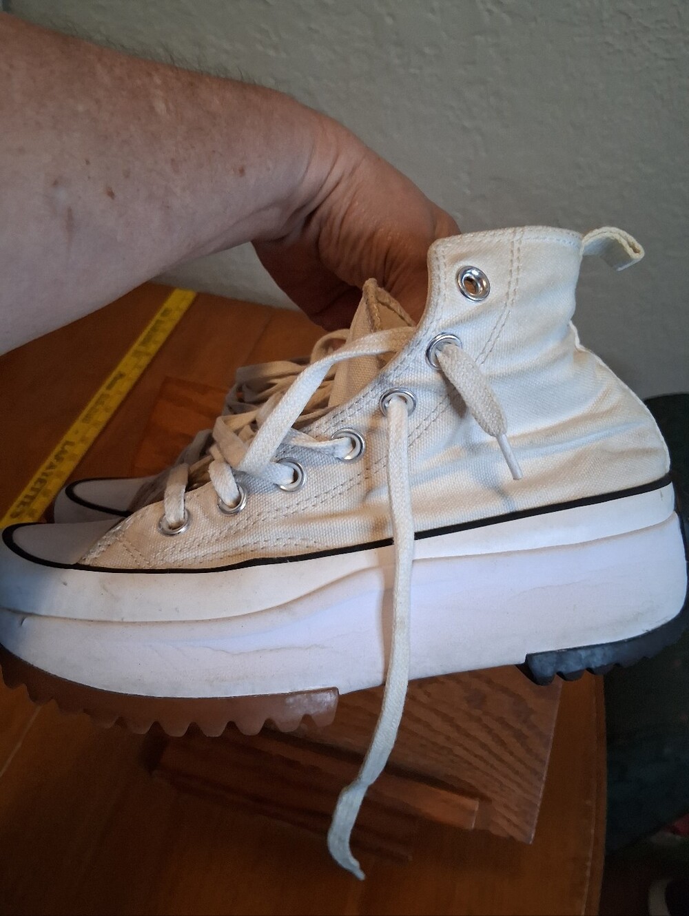 Platform High-Top Converse All Star Canvas Sneakers in Cream Sz 6